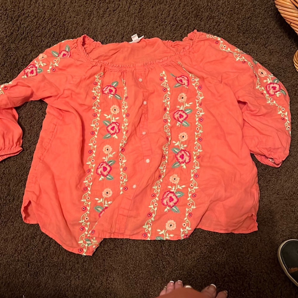 Women’s Charter club XL off the shoulder embroidered top